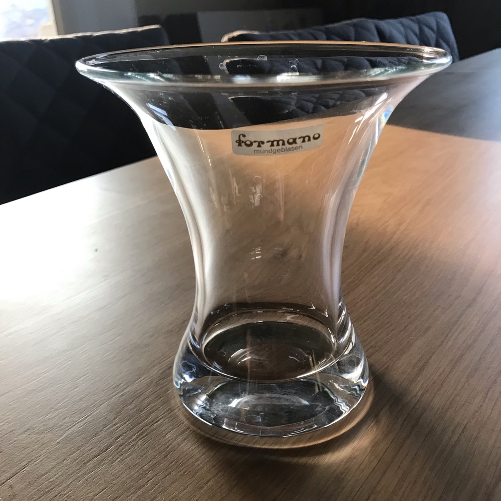 Hand blown glass vase